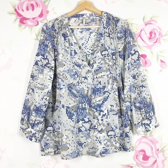 Joie Blue Gray Geometric Square Pixel Print V Neck Blouse M - Picture 1 of 10